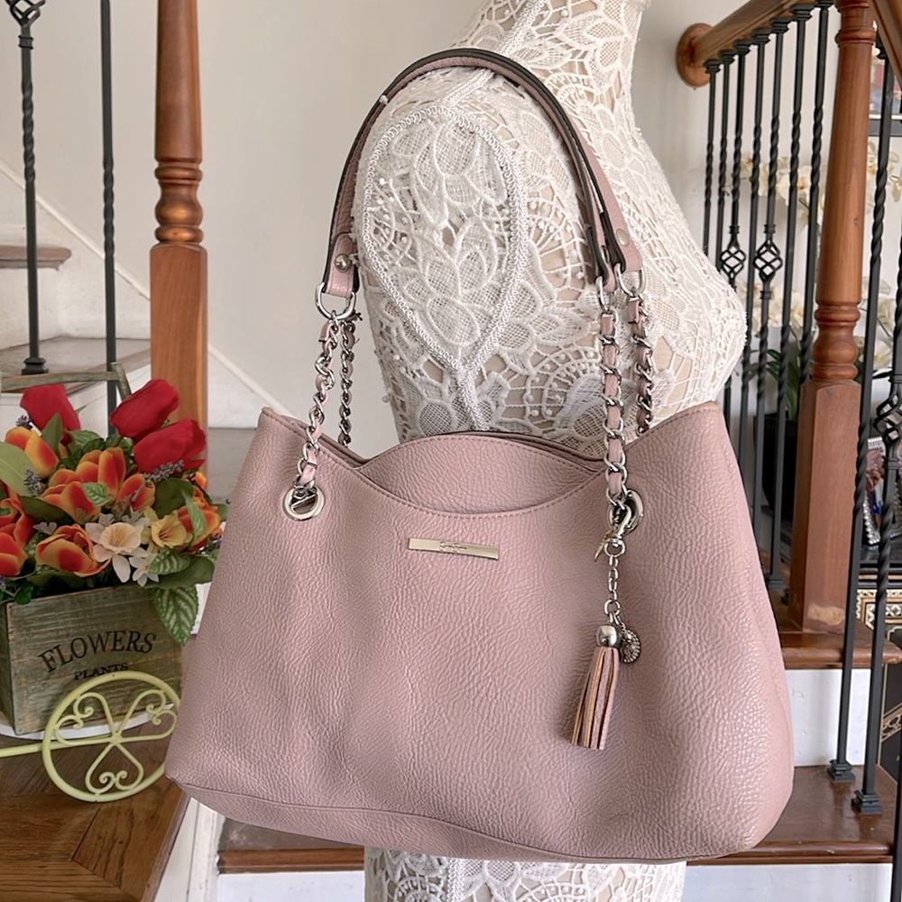 Jessica Simpson pink chain  shoulder bag